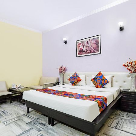 Fabexpress Ivy Inn Sector 35 Нойда Екстер'єр фото